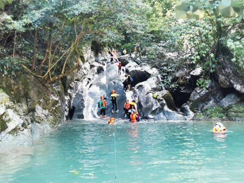 世界上最大岛屿游戏画面